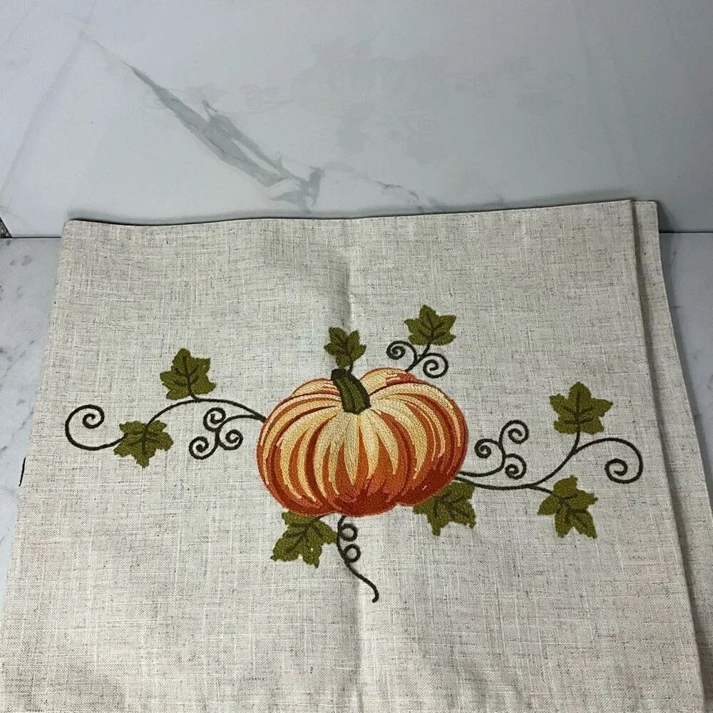 INSPIRED TREASURES Pumpkin Embroidered Table Runner